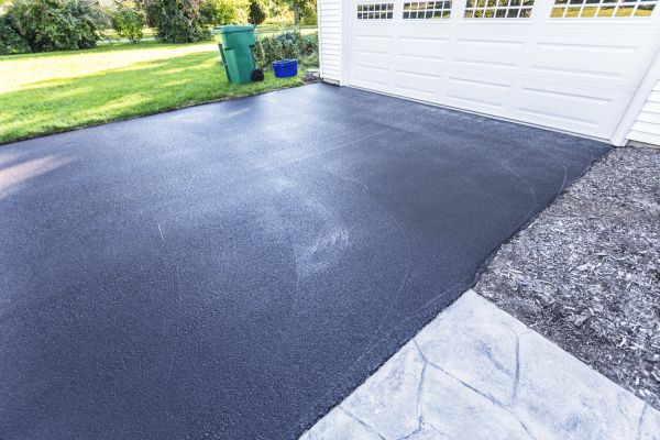 Cost of Blacktop Driveway Service in Panama City