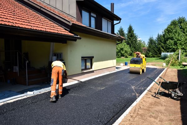 Cost of Blacktopping Service in Panama City
