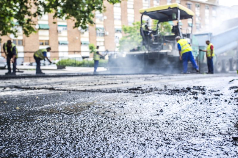 Professional Asphalt Crew